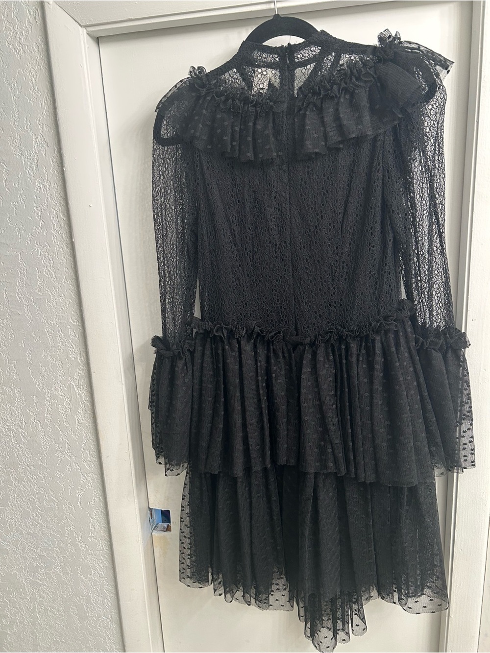 Women's Black Ruffle Lace Long-Sleeve Tiered Dress